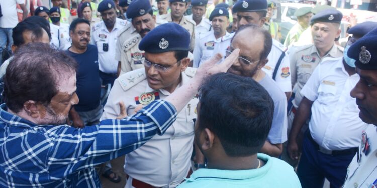 State Police, Traffic Dept conduct joint raids to tackle congestion.