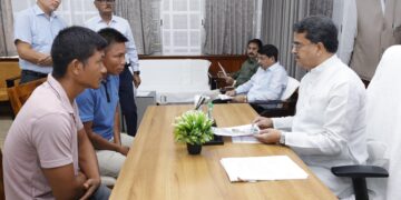 Mukhyamantri Samipeshu works as a bridge between Govt, citizens: CM