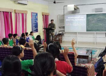 ASSAM RIFLES CONDUCTED LECTURE FOR STUDENTS ON DIGITAL LITERACY AT ARPS