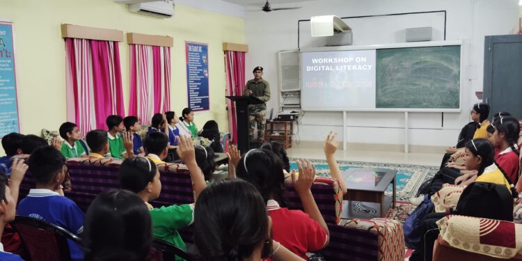 ASSAM RIFLES CONDUCTED LECTURE FOR STUDENTS ON DIGITAL LITERACY AT ARPS
