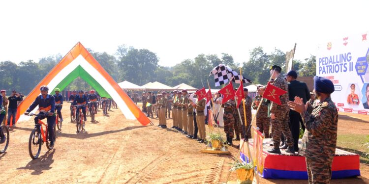 CYCLING EXPEDITION : FLAGGED OFF BY GOC SPEAR CORPS – “LETS RIDE FOR THE NATION”