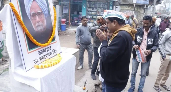 Congress paid tribute to the late former Prime Minister Dr. Manmohan Singh