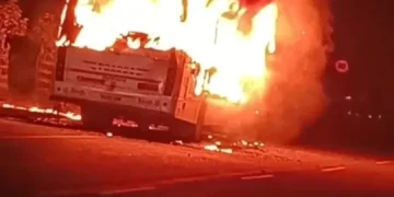 Picnic bus caught fire : Several Injured