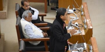 Congress MLA Gopal Roy Creates Ruckus Demanding Extension of Winter Session in Tripura Assembly