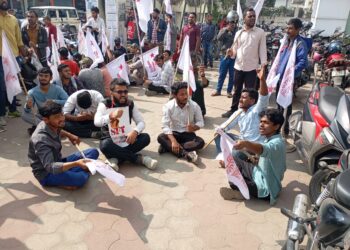 Leftist Student Organization stages Protest