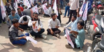 Leftist Student Organization stages Protest