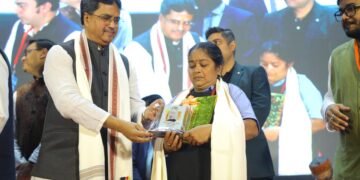 CM stresses accessibility of book on PM Modi’s speeches to inspire people