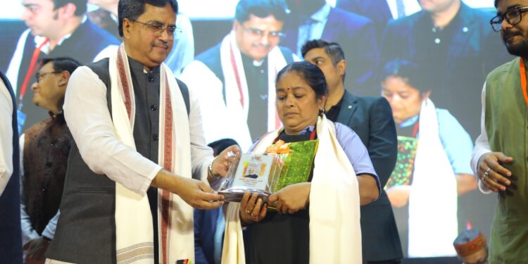 CM stresses accessibility of book on PM Modi’s speeches to inspire people