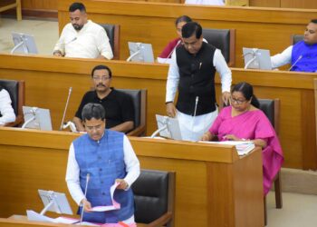 There are currently 691,112 job card holders under the MGNREGA scheme : Chief Minister