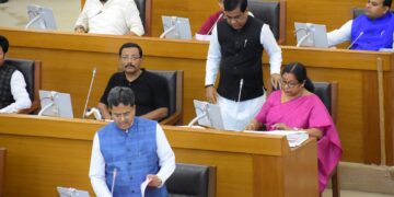 There are currently 691,112 job card holders under the MGNREGA scheme : Chief Minister