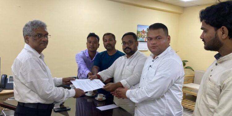 Youth Congress Delegation Presents Demands to State Authorities