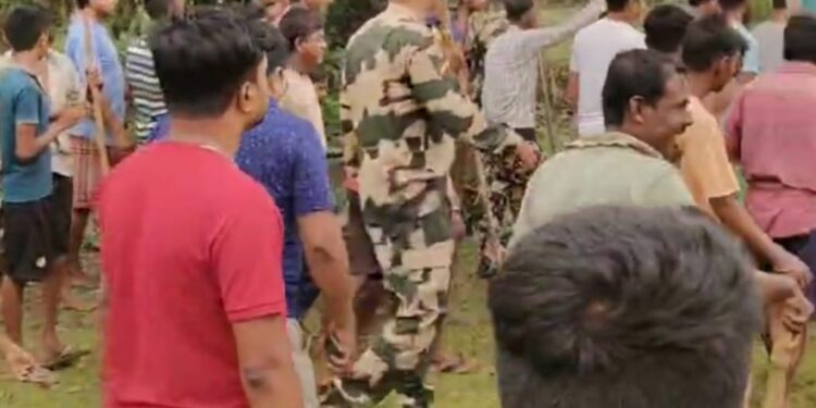 Two Bangladeshi thieves arrested