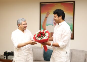 MP Biplab Kumar Deb met with Union Railway Minister Ashwini Vaishnaw to discuss improving the state’s railway connectivity