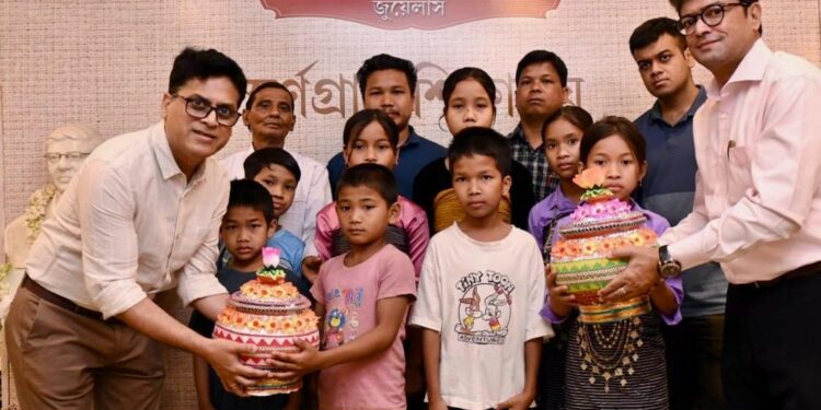 Shyam Sundar Co. Jewellers Presents Swarnagram Shikshalaya Nabobarsha Celebration