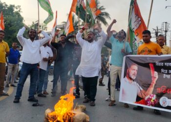 Tripura Youth Congress Protests in Agartala Against Obstruction of Rahul Gandhi’s Bihar Visit