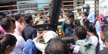 TET Job Aspirants Gherao CM’s Residence, Detained by Police for Protest Without Permission