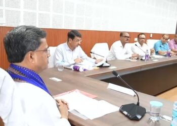 CM Manik Saha Chairs Review Meeting at Agartala Dental College, Stresses on Reputation Building