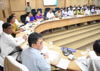 Agartala Mayor Chairs High-Level Meeting to Tackle Drinking Water Crisis