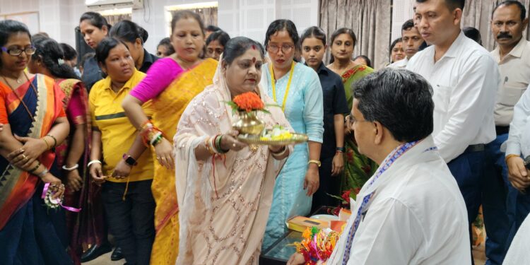 CM Saha Marks Raksha Bandhan, Pledges Safer Society for Women