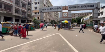 Man held with dead newborn at GB Pant Hospital; probe underway