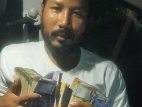 Viral Video of Man Flaunting Cash Sparks Fresh Political Row in Tripura