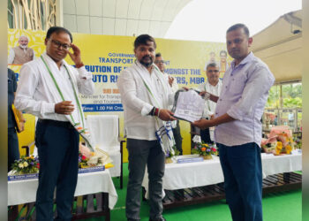 Transport Minister Urges Pre-Paid Taxi, Auto Drivers to Maintain Service Standards for Tourists