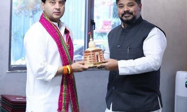 Tripura Tourism Min requests DONER backing from Scindia