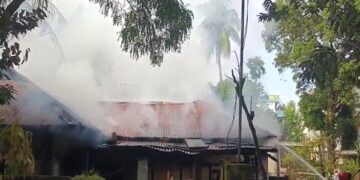 Fire destroys home in Joynagar Chakra Sangha; no injuries
