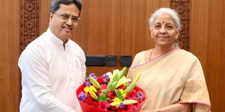 Manik Saha Urges Centre to Raise Cap on Externally Aided Projects