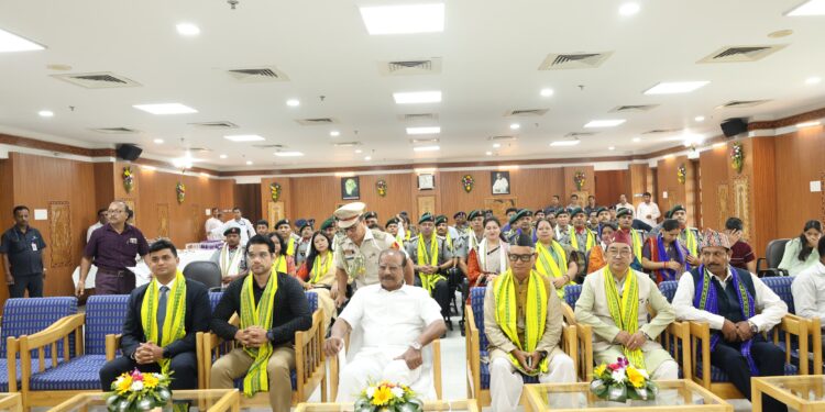 Guv Nallu attends Uttarakhand Foundation Day event at Raj Bhavan