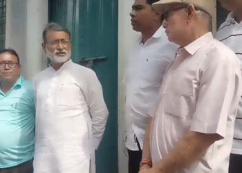 Cong Chief Saha Visits Fire-Ravaged Office, Promises Revival
