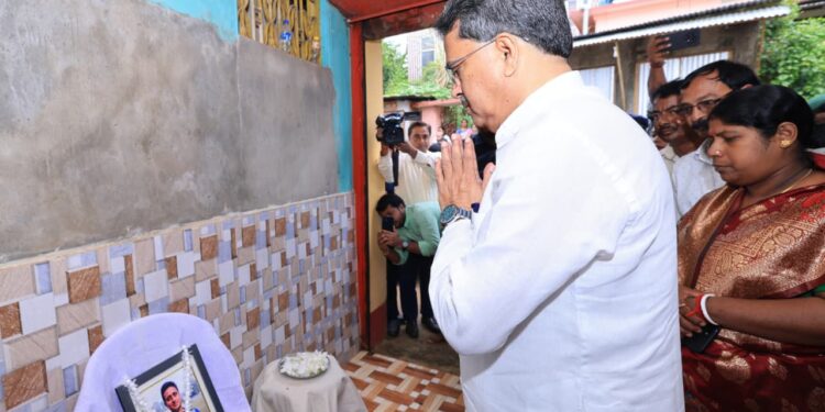 Manik Saha Hails Rajesh Banik’s Contribution to Tripura Cricket