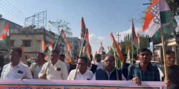 Congress Protests in Agartala Against Replacement of MGNREGA, Burns PM’s Effigy