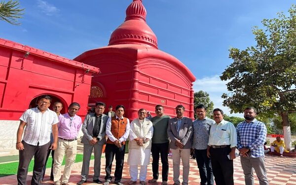 Ratan Lal Nath offers prayers at Tripura Sundari Temple with Mohanpur public representatives  Minister prays for State’s Welfare