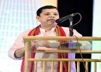 MGNREGA to Continue, Says Labour Minister Tinku Roy