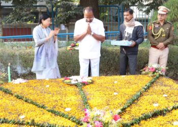 Governor Indra Sena Reddy Nallu Honors Mahatma Gandhi