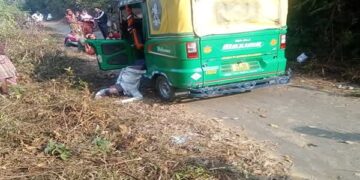Body found in auto-rickshaw near Belonia, probe on