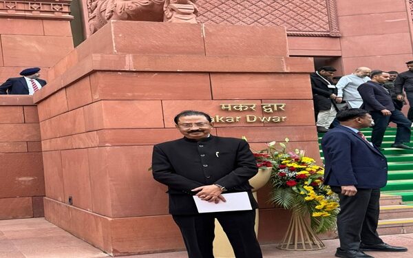 Murmu Praises Tripura’s Development at Budget Session