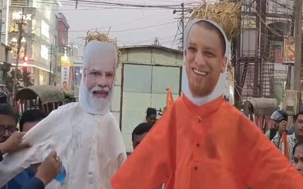 Tripura Congress Burns Effigies Over Shankaracharya Assault