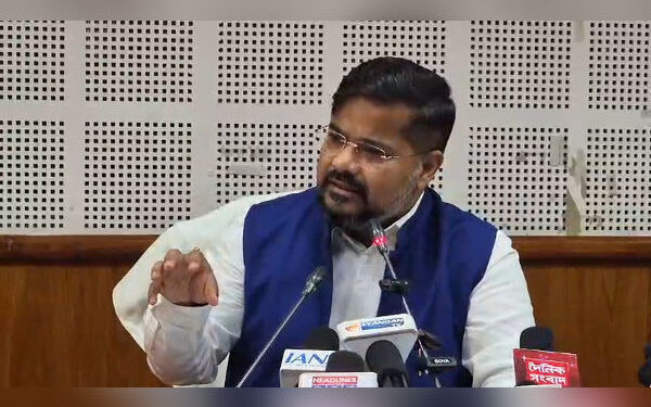 Cabinet Okays Nari Adalat Pilot in 10 Panchayats