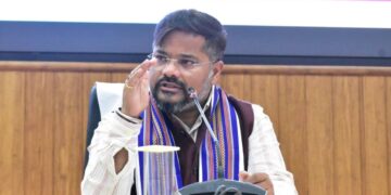 Tripura reviews fuel supply, assures no shortage