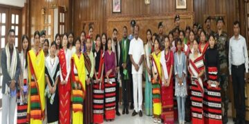 Assam student delegation meets Tripura Governor