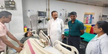 Rajib Bhattacharjee Visits Ailing Gita Roy at GB Hospital