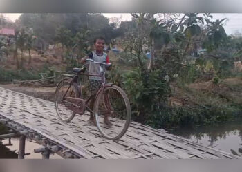 Bogarchatal Relies on Bamboo Bridge, Seeks Culvert