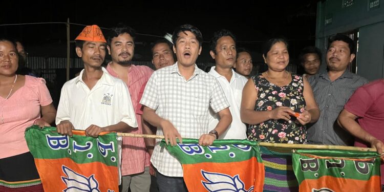 Kulai-Champahour sees 33 voters join BJP