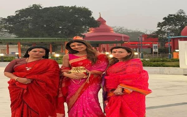 Shilpa Shetty’s Temple Visit Inspires Devotees