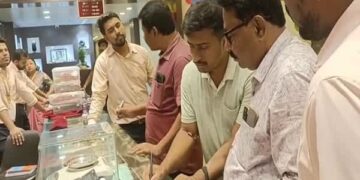 Agartala: Jewellery shop raided over weighing issues