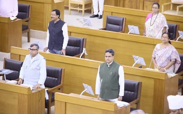 Tripura House mourns Debbarma, Asha Bhosle