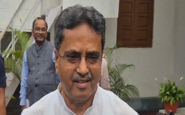 Tripura CM keeps schools open after weather review