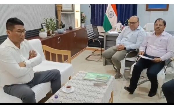 Minister Debbarma Holds Meeting on Gas Project